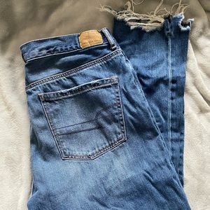 AE Girlfriend jeans